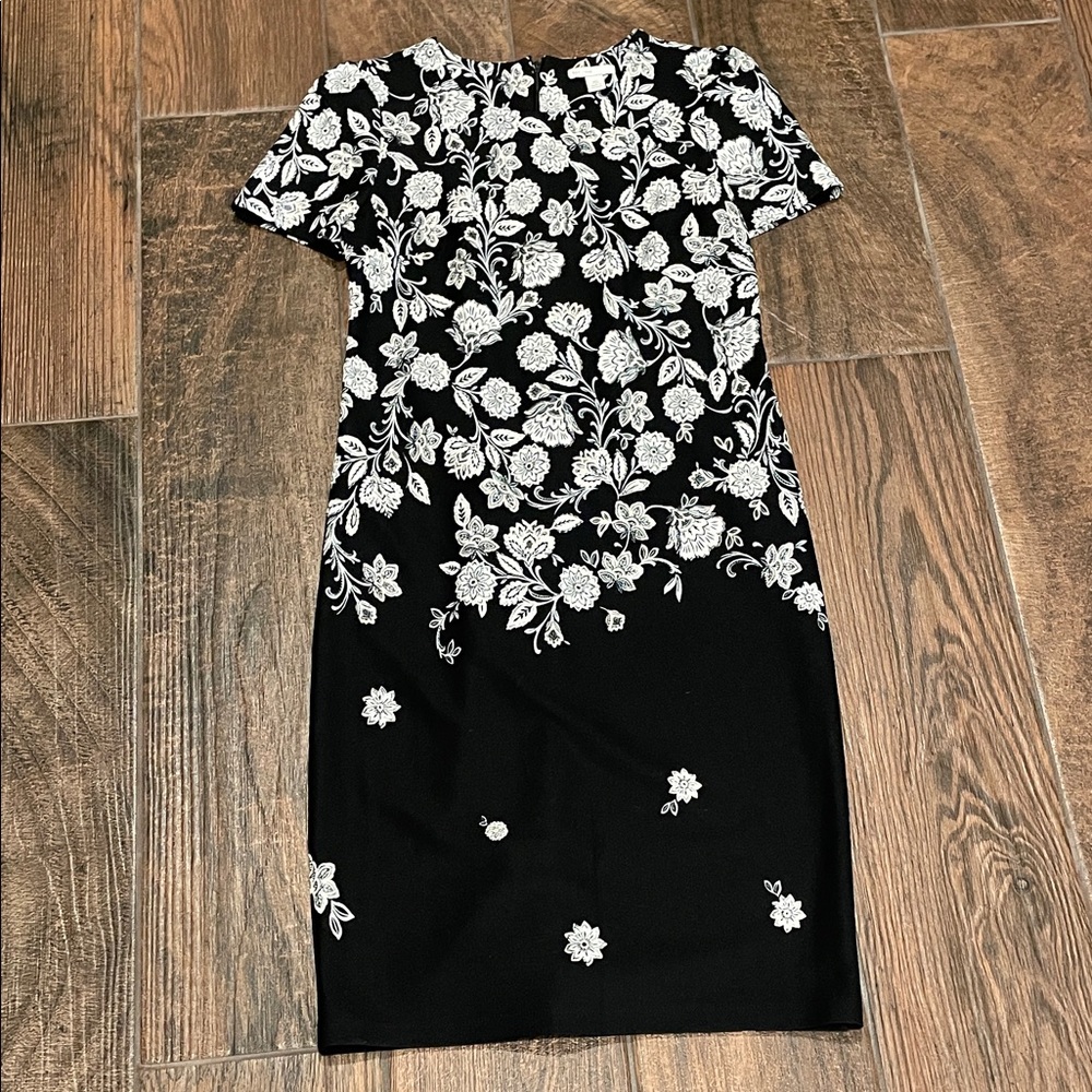 Chic Black and White Floral Midi Dress